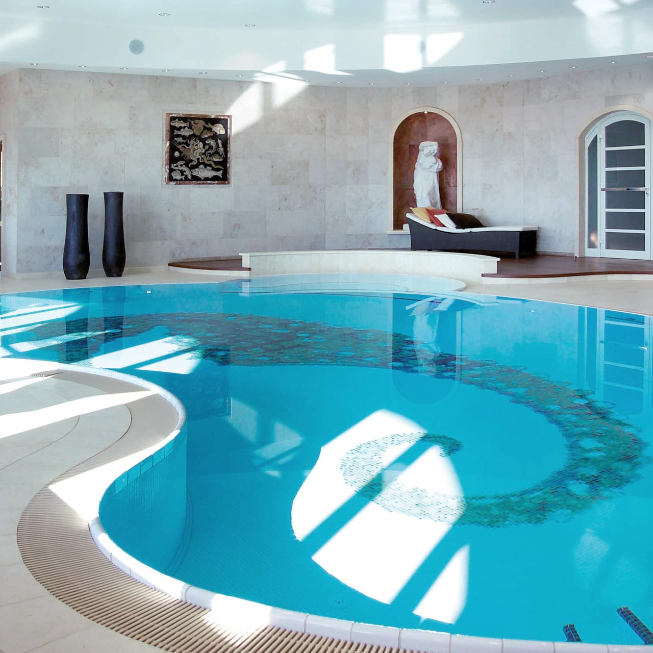 Piscine en béton aspect individuel