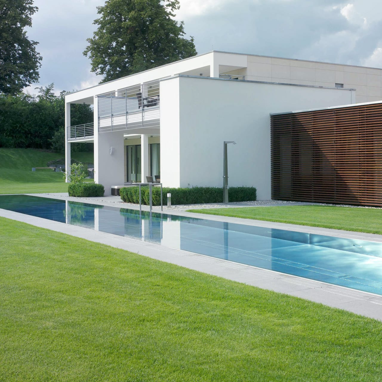 Edelstahlpool standartisiert individuell